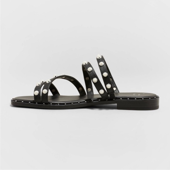 Target a new day sandal slides black 7.5 EUC - Picture 9 of 9